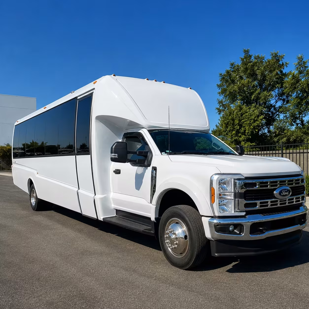 15 passenger minibus