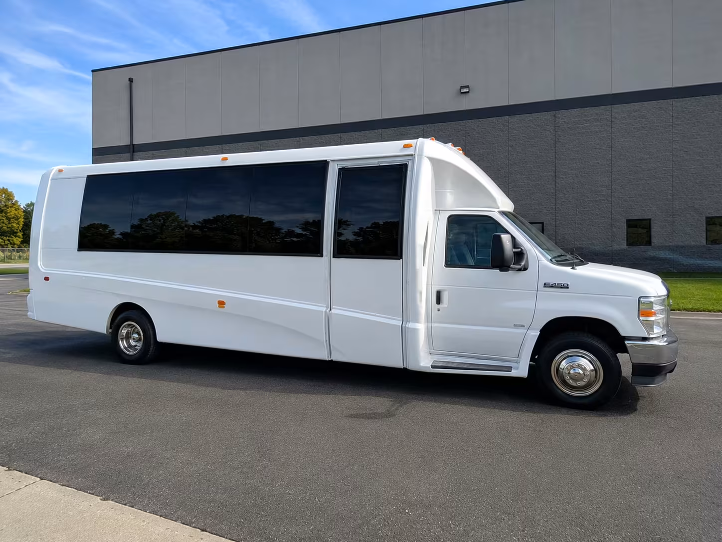 minibus rentals for pennypickle s workshop field trips in temecula