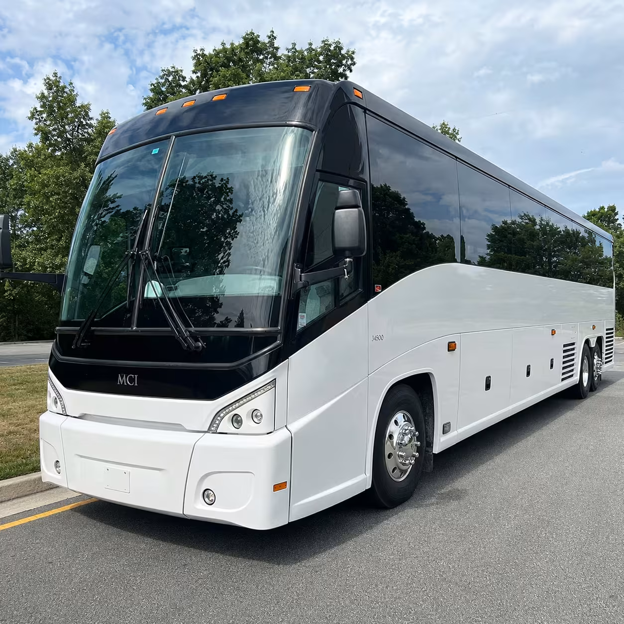 you can find and book long distance transportation in temecula and any nearby city